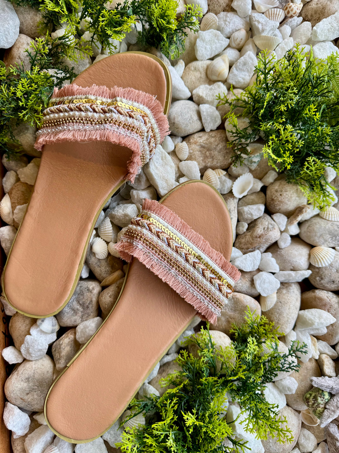 Boho sandals pink