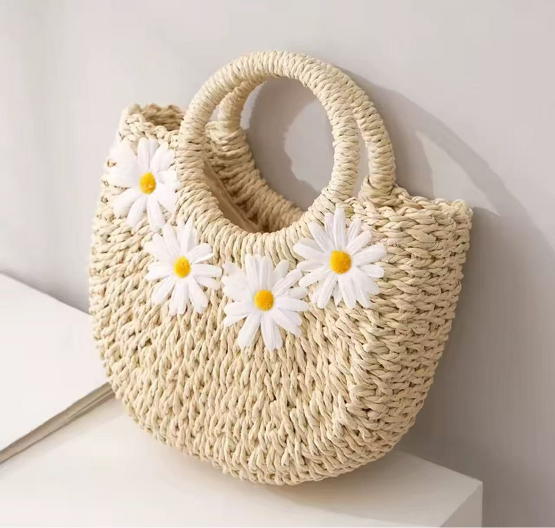 Daisy sling bag