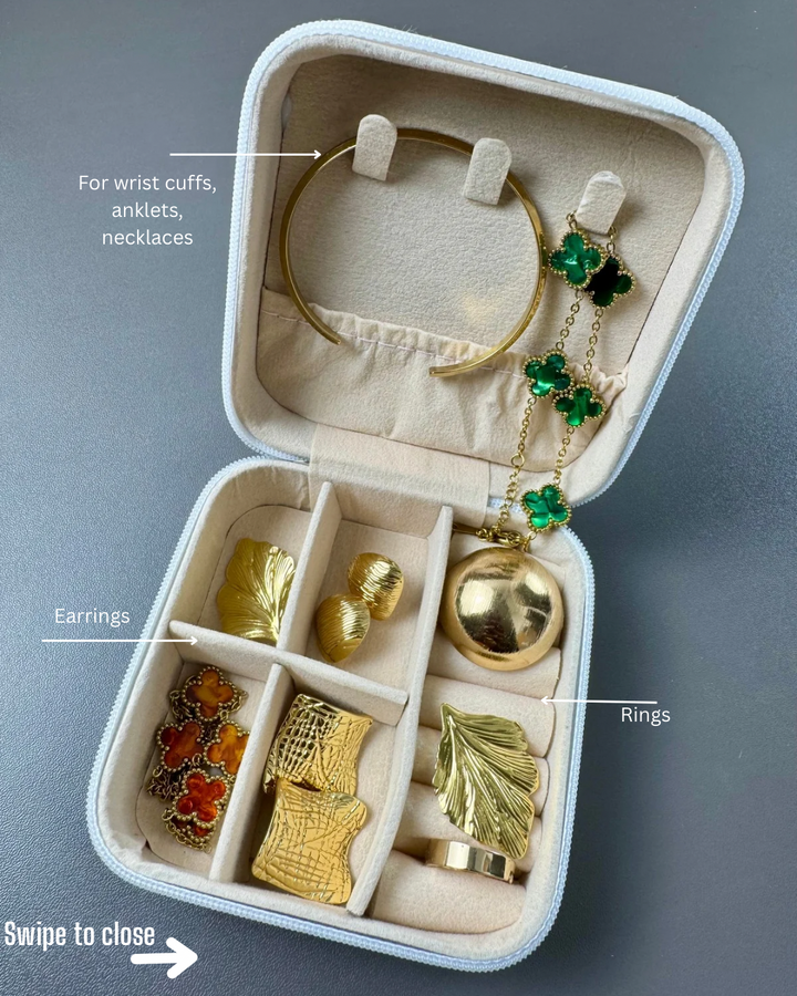 Mini jewelry box organizer
