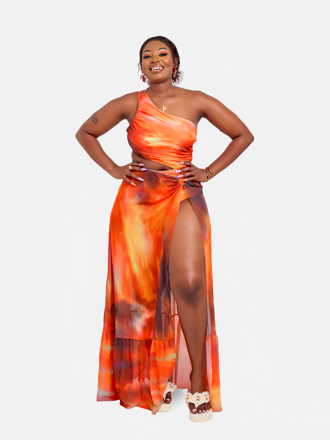 Curve sculpting cut out illusion one piece