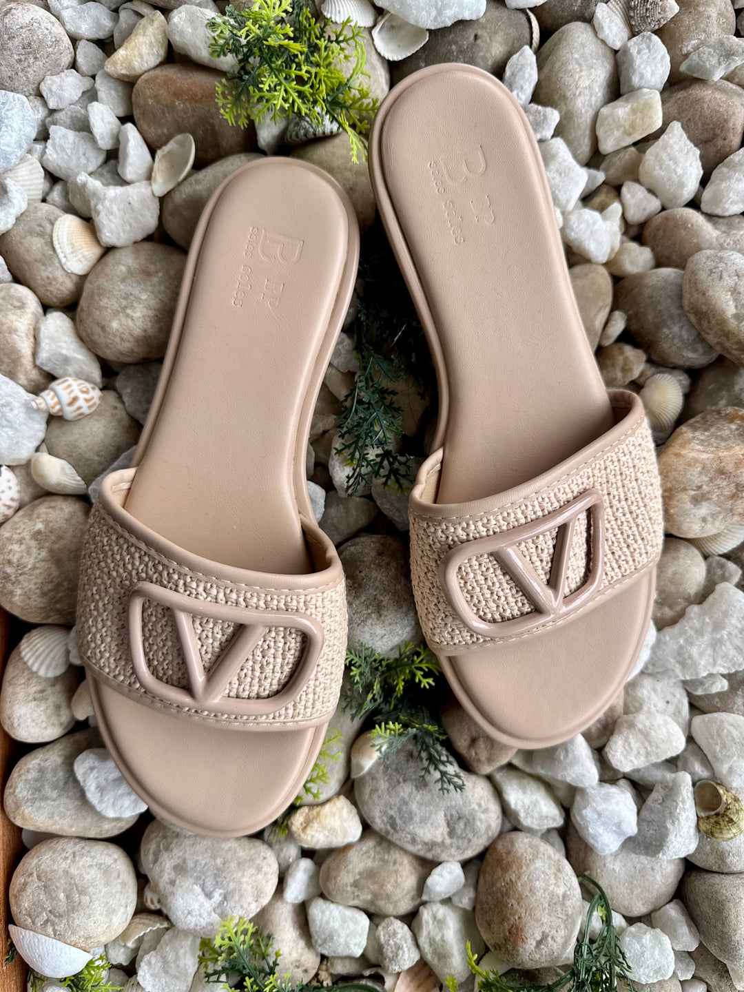 Slip-on sandals for women