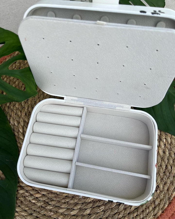 Medium jewelry box organizer