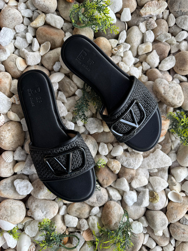 Slip-on sandals for women