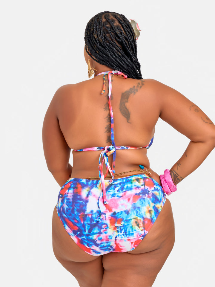 Plus size flattering bikini