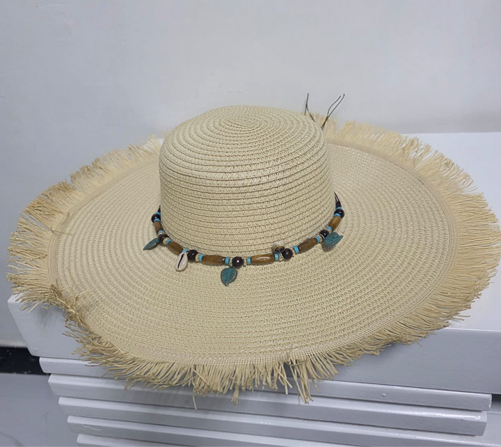 Unfinished beach hat with beads