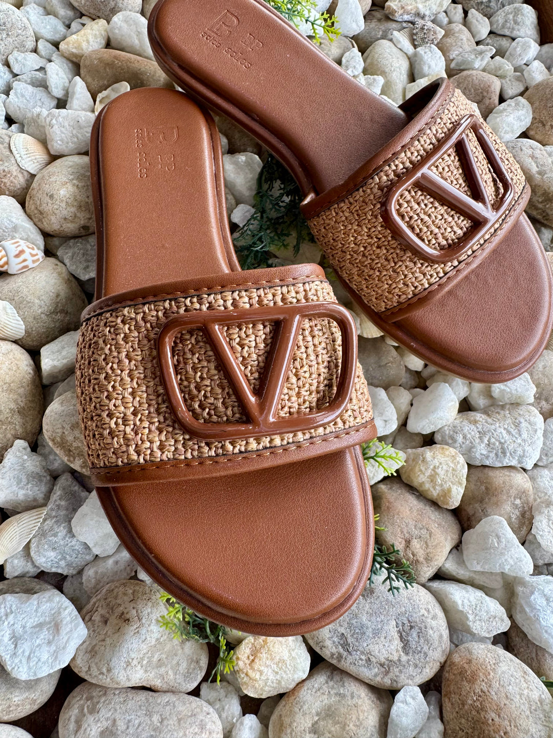 Slip-on sandals for women