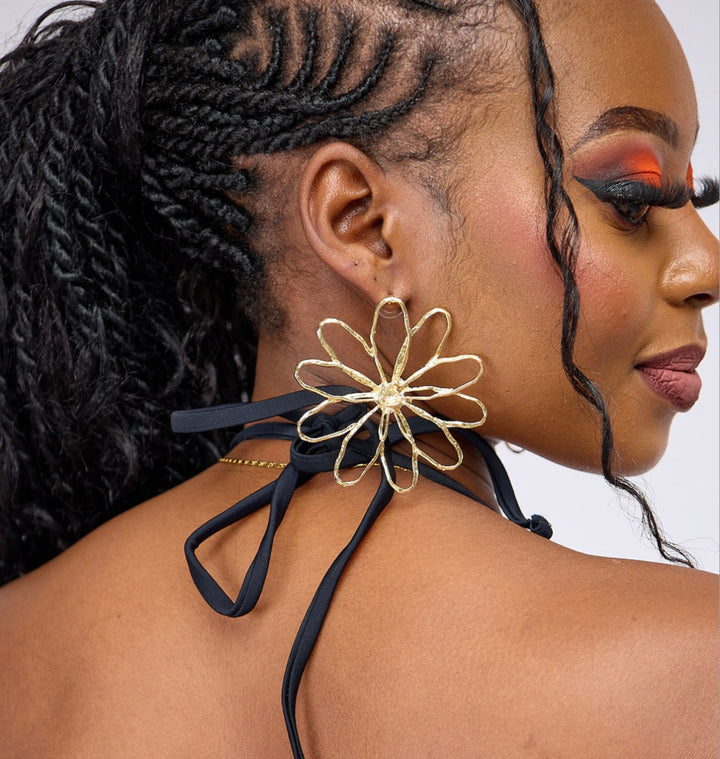 Floral gold earrings