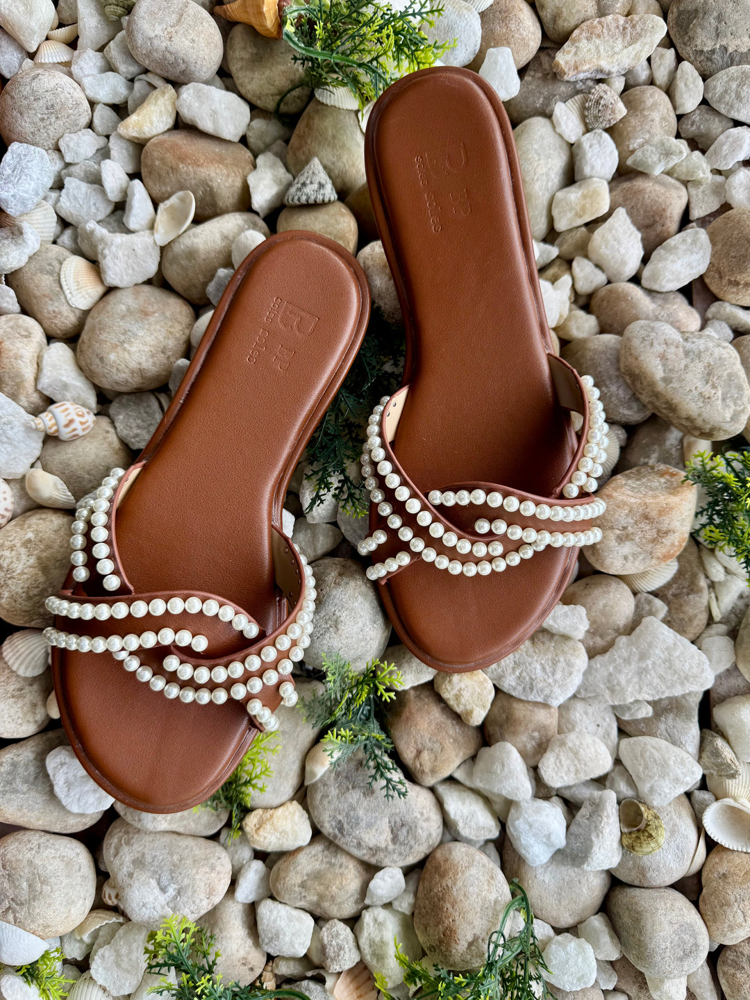 Effortless summer sandals