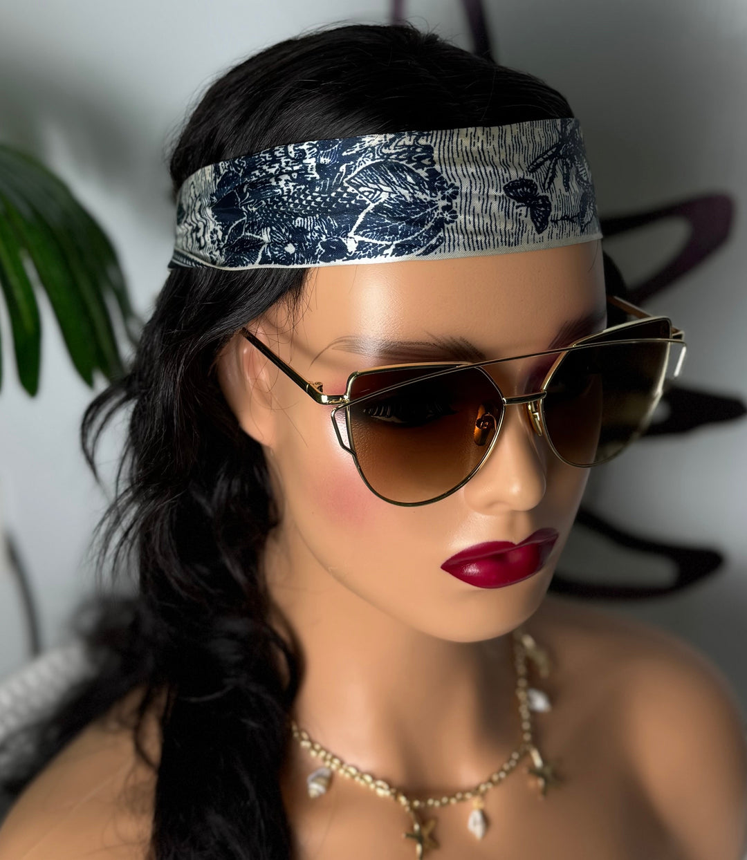 Vintage cat-eye sunglasses