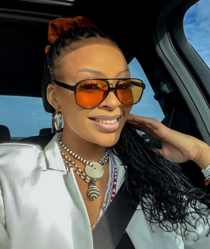 Oval full frame sunglasses