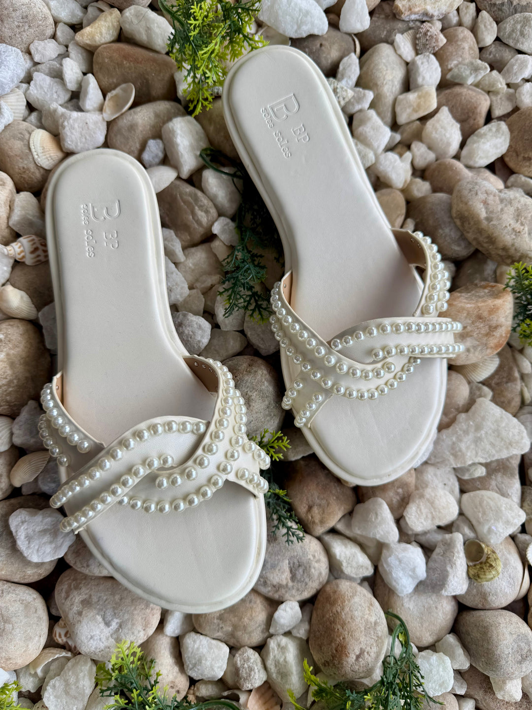Effortless summer sandals