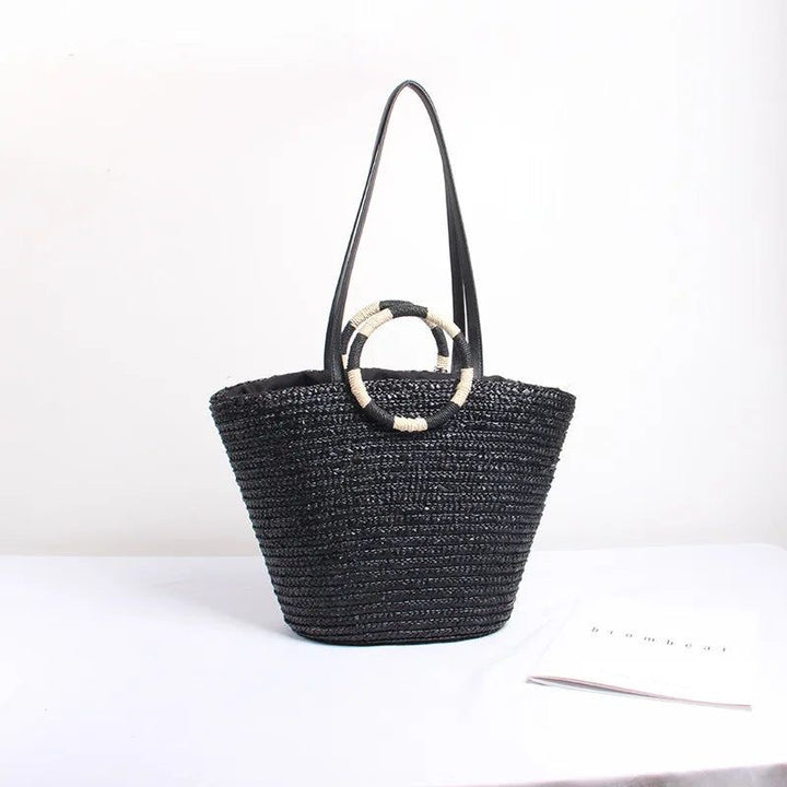 Off duty straw basket bag