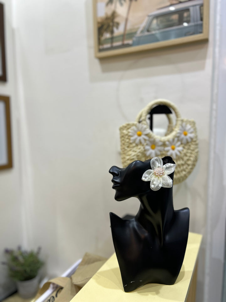 White floral summer earrings
