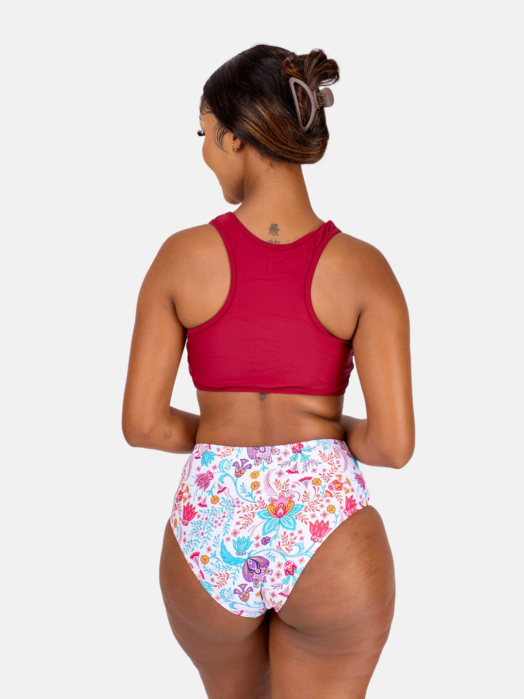 Twisted halter top bikini