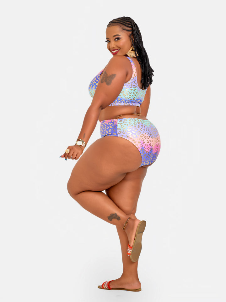 Printed shape enhancing plus size bikini