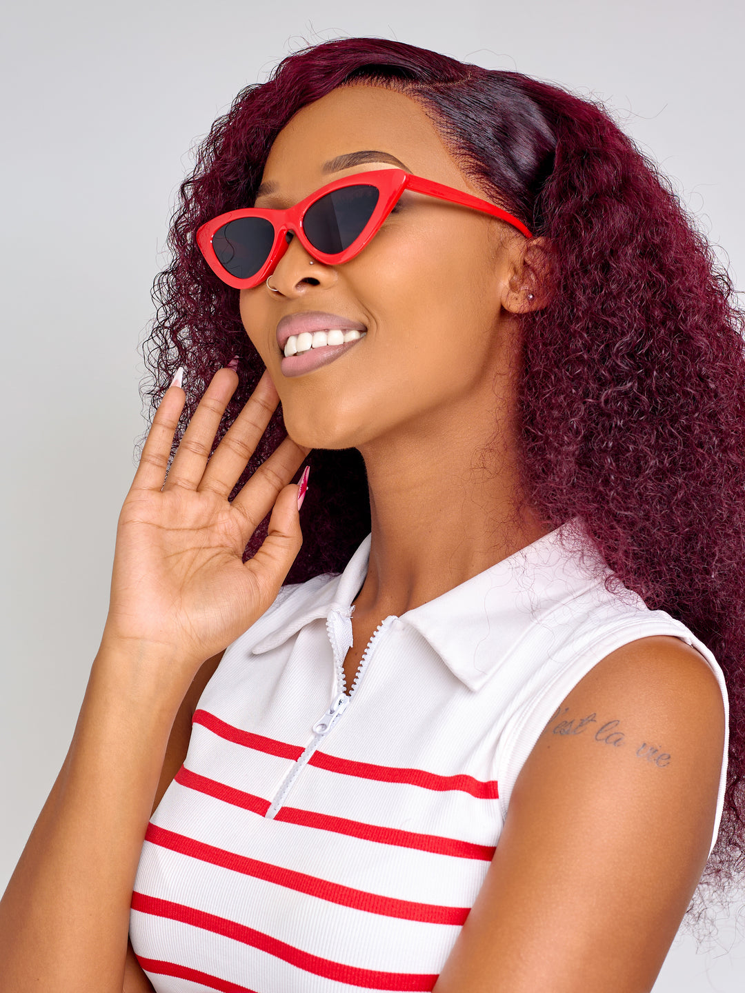 Chic cat eye sunglasses