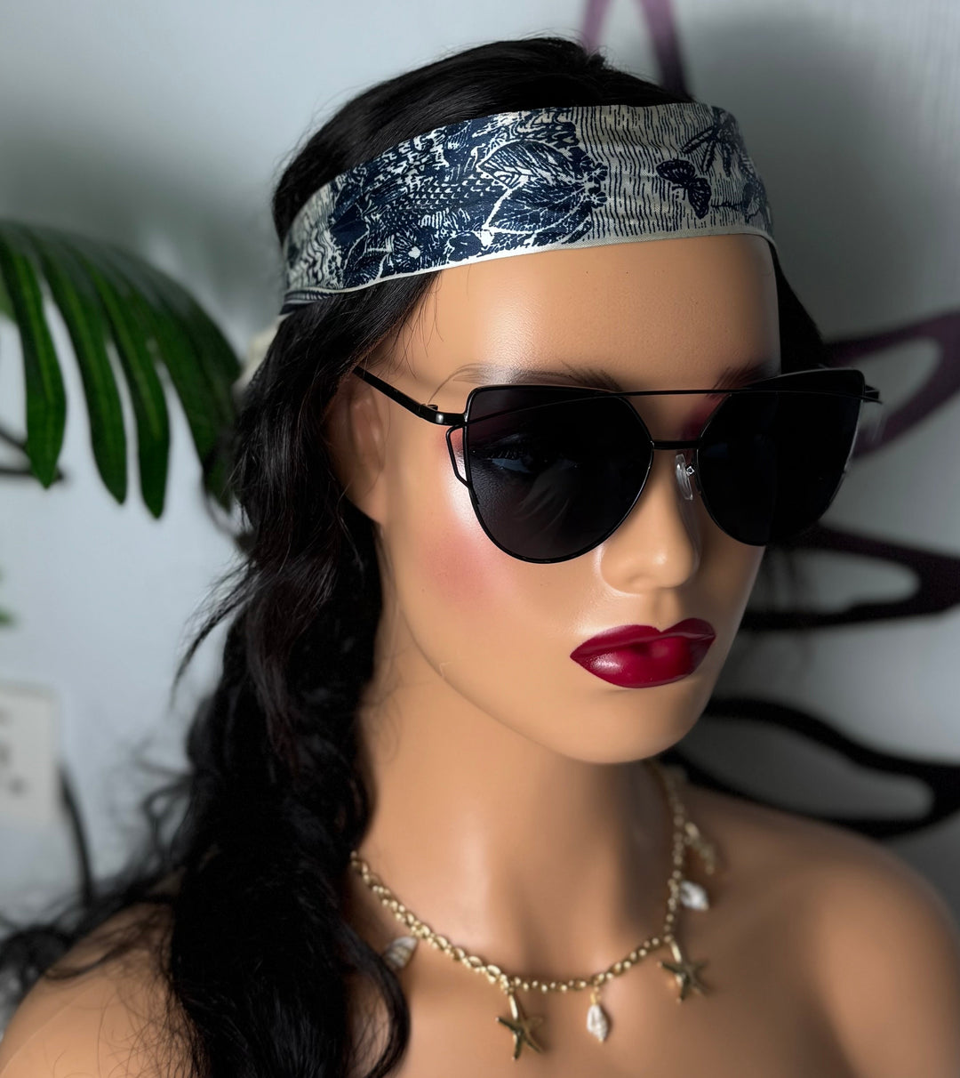 Vintage cat-eye sunglasses