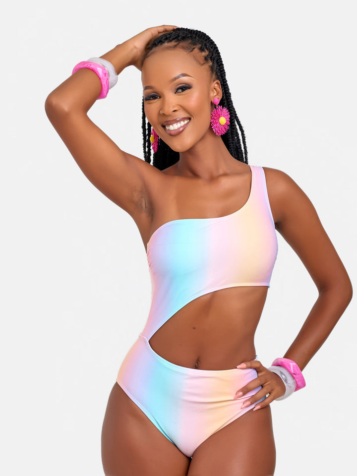 Ombre curve enhancing one piece