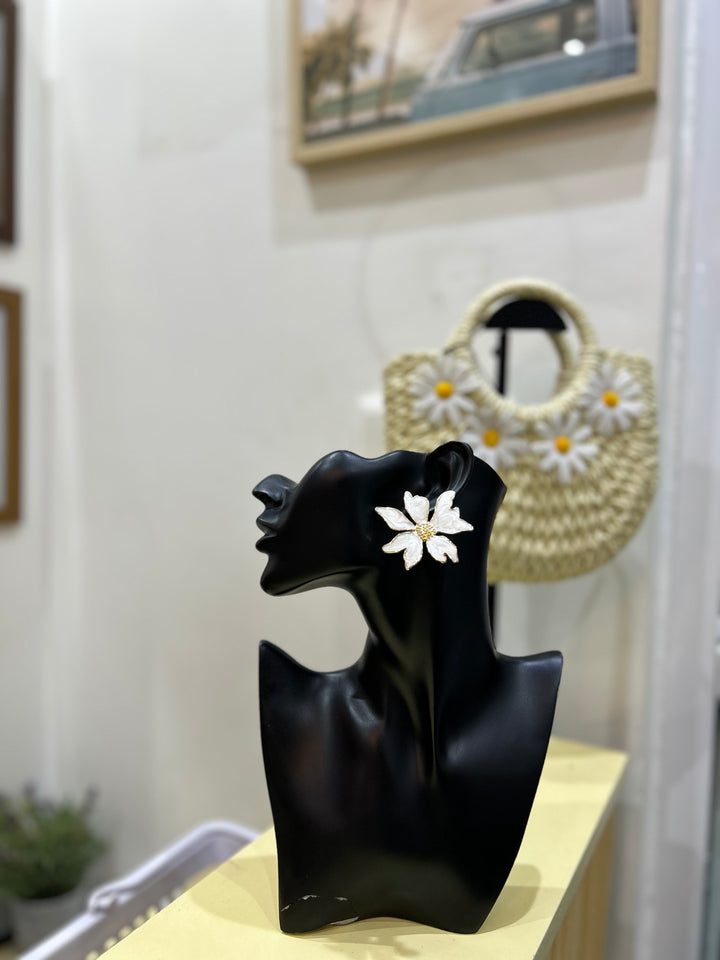 Floral summer earrings