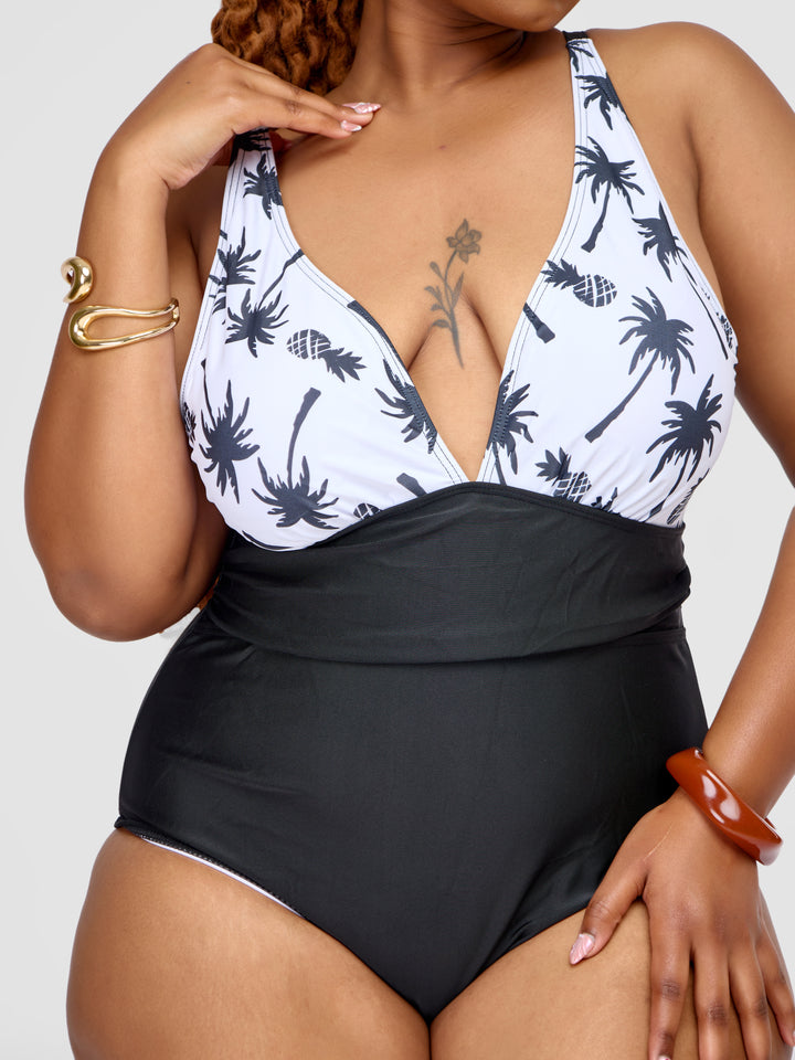 One piece with palm print