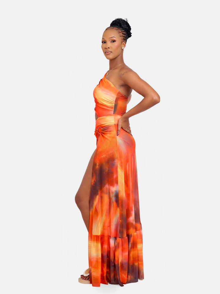 Curve sculpting cut out illusion one piece