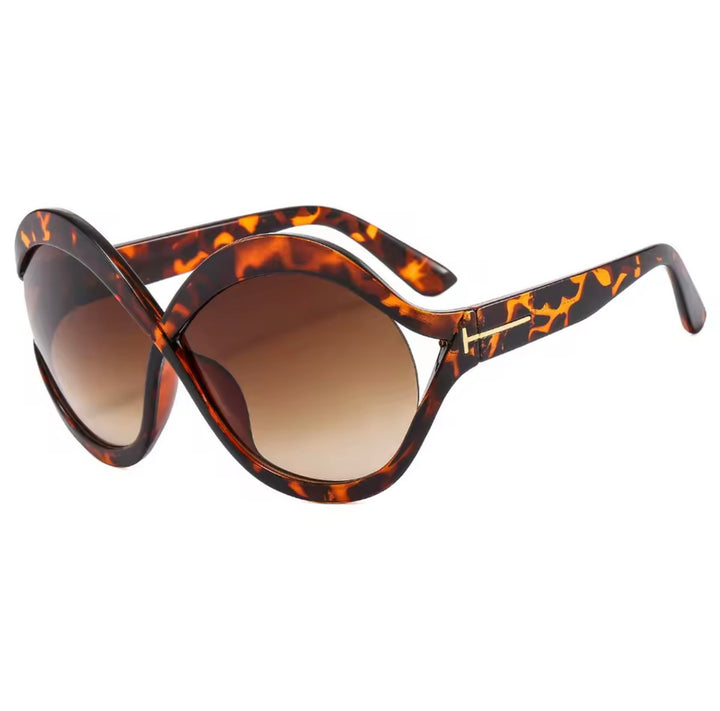 Round oversized sunglasses