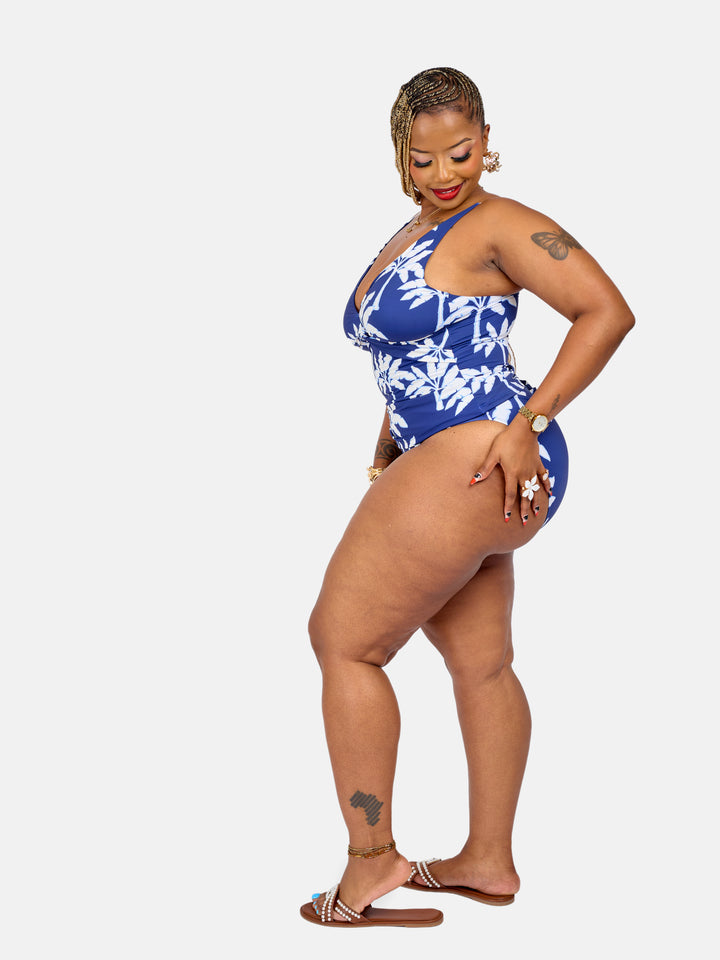 Sculpting bikini with tankini top