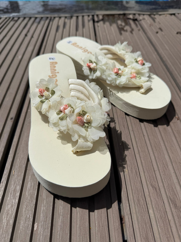 Floral wedge sandals