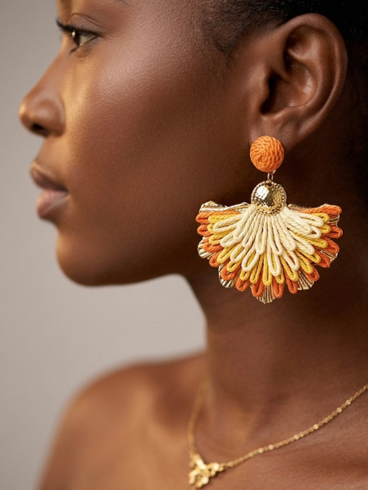 Raffia fan earrings