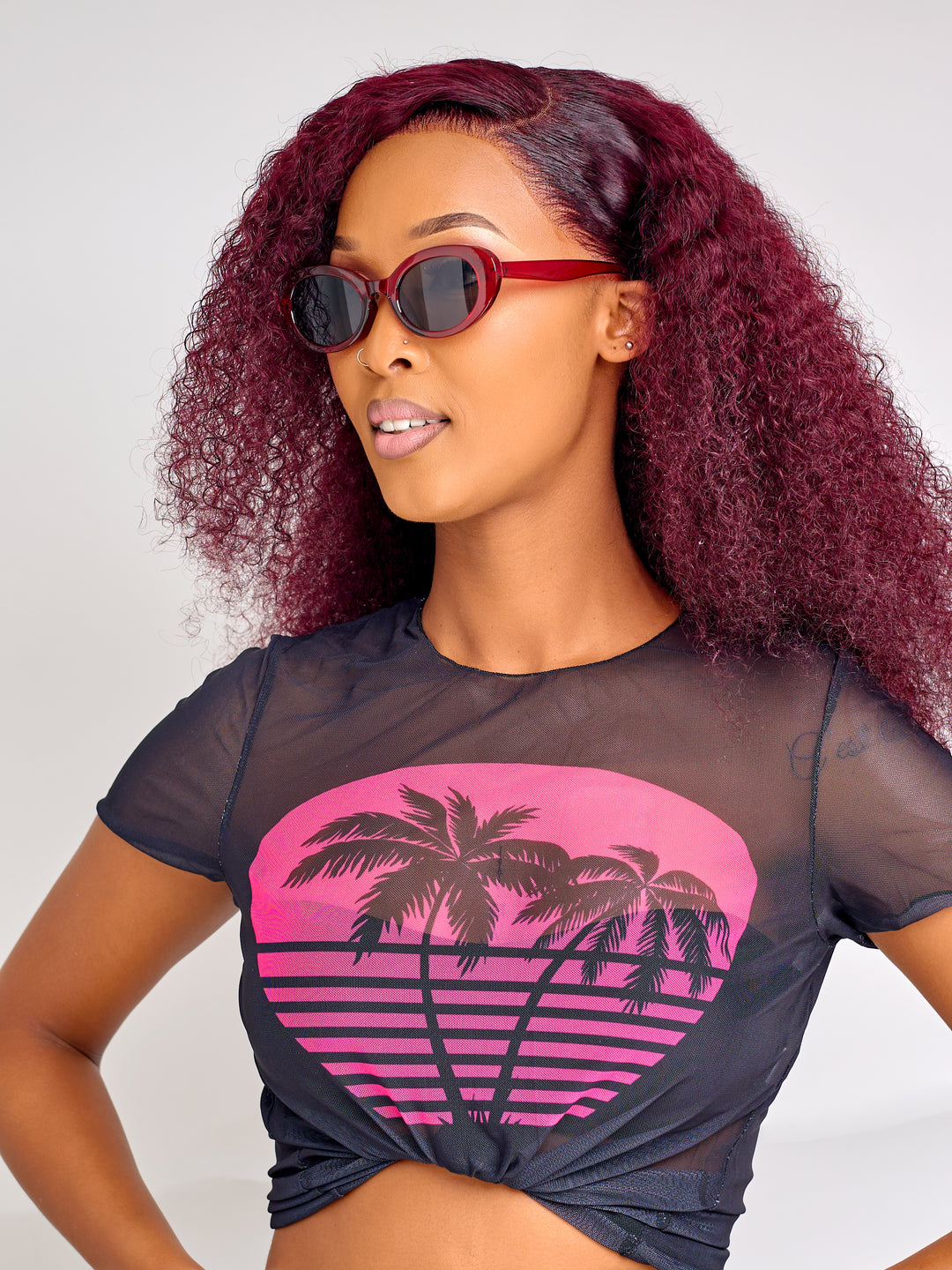 Oval frame sunglasses